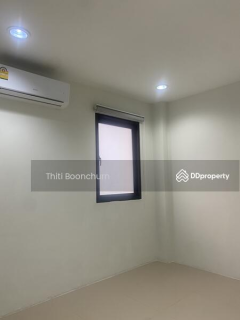 4-Bedroom Home/Office Near BTS On Nut, Sukhumvit Road