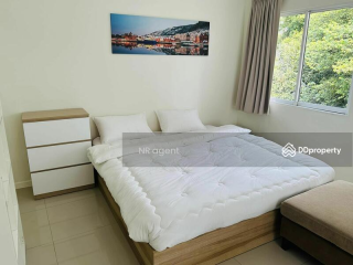 Spacious 3-Floor House in Sukhumvit 31 with 5 Bedrooms