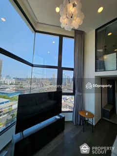 Fully Furnished 2-Bedroom Condo at Park Origin Chula Samyan