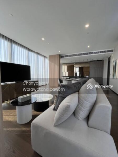 Luxury Condo at AESTIQ Thonglor - High-Rise Urban Living
