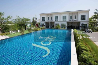 New Townhouse at J City Sriracha, Fully Furnished, 3 Bedrooms