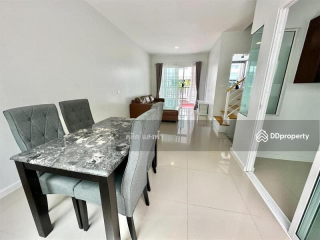 Townhouse for Rent in Sena Viva Village (J City) near Assumption, Si Racha