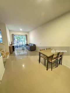 3-Bedroom Townhouse near St. Andrews School, Fully Furnished