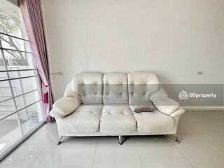 Fully Furnished Townhouse near St. Joseph School Sriracha