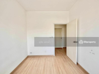 Fully Furnished Townhouse near St. Joseph School Sriracha