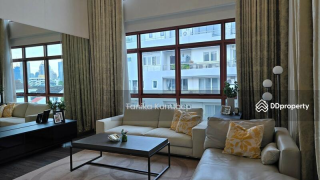 Fully Furnished 3-Bedroom Condo at The Crest Ruamrudee near BTS Phloen Chit