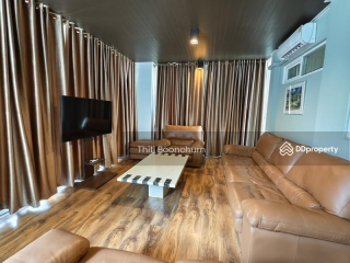 Luxury Detached House in Manthana Rama 9-Srinakarin, Hua Mak