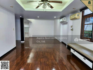 2-Storey Detached House on Thaweemit Soi 2, Rama 9 Road