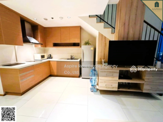 Duplex Room at The Emporio Place, Sukhumvit 24, Near BTS Phromphong