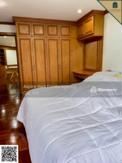 Pet Friendly Condo in Witthayu Complex, Central Business District