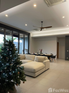 Manick Hillside, Bangtao-дағы тау көрінісі бар 3 жұмақты вилла