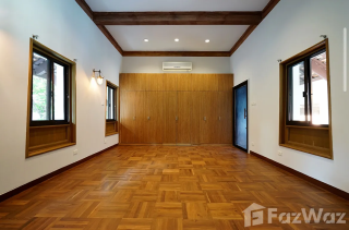 Luxurious 3-Bedroom House with Private Pool in Baan Promsri 2