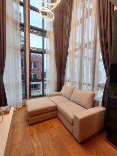 Duplex 1 Bedroom Condo Near BTS Chidlom with Premium Facilities