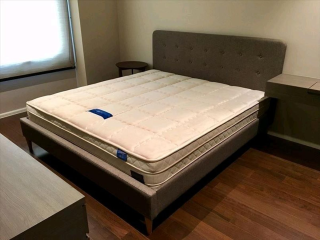 Luxury 1-Bedroom Apartment near BTS Phrom Phong