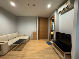 Rhythm Huaikwang - 1 Bedroom Fully Furnished Apartment Near MRT