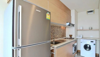 Le Luk Condominium - 1 Bedroom Near BTS Phrakanong