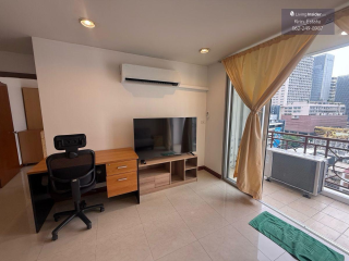 1 Bedroom Apartment near BTS Asoke, 80 sqm, 11th Floor