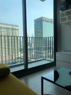 1 Bedroom Luxury Apartment near BTS Ratchathewi