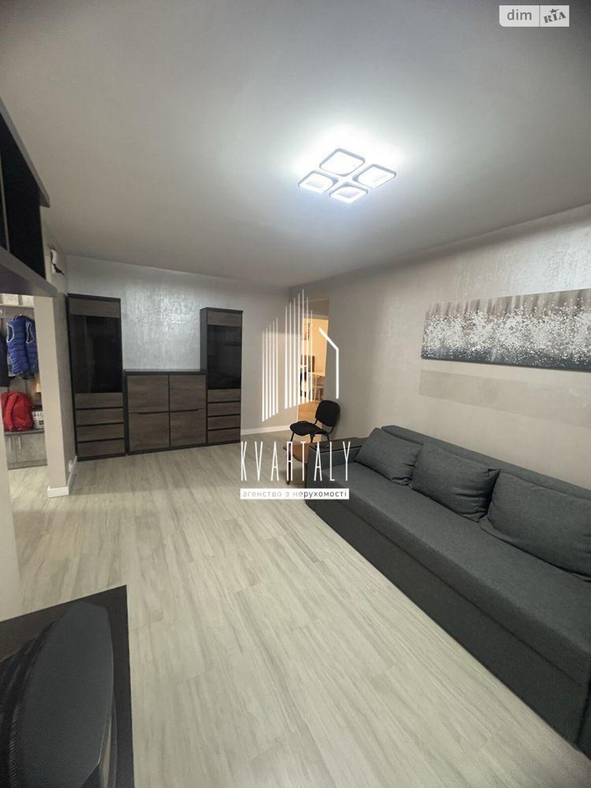 3-Room Apartment on Akademika Strzheskoho Street, Quiet and Well-Equipped