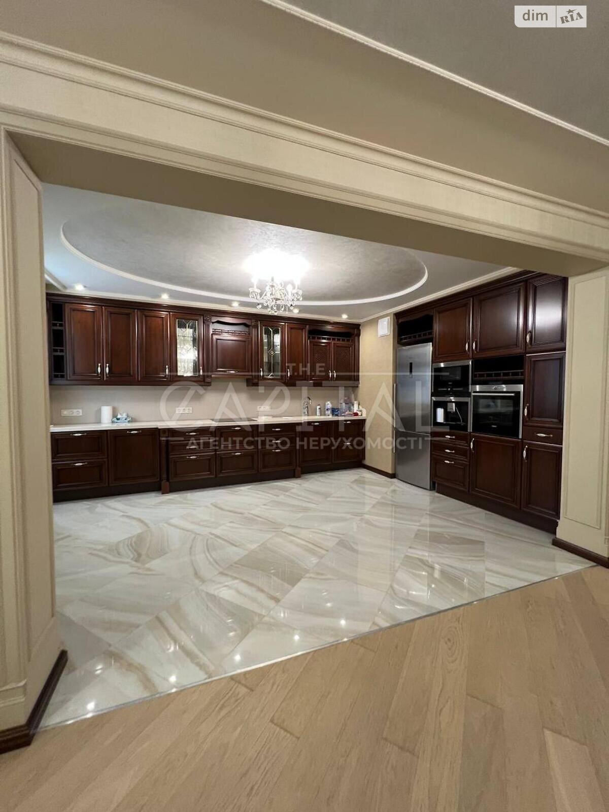 Кең 160м2 пәтер, Sunny Gates тұрғын үй кешені, Голосеевский ауданы