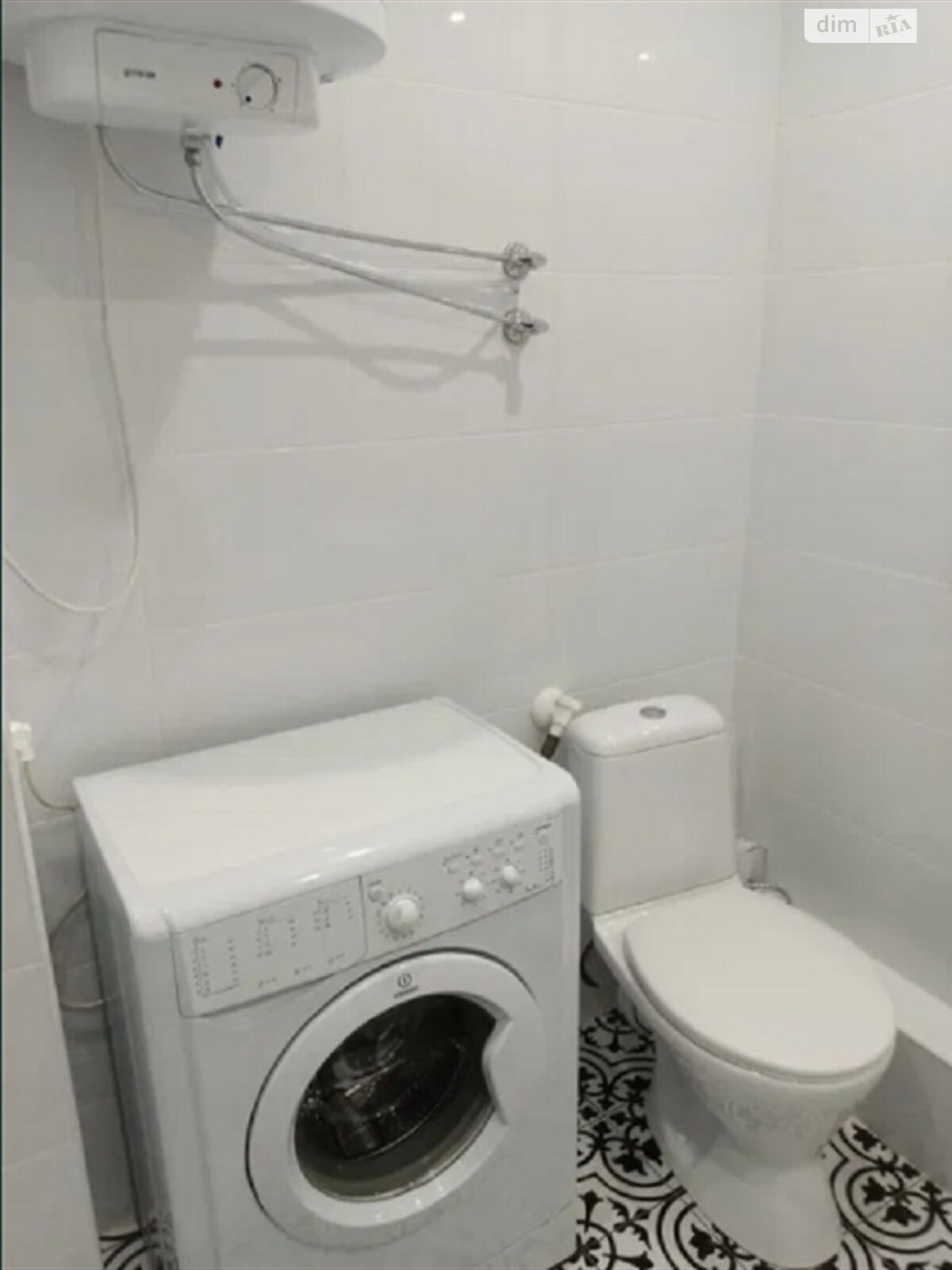 Modern 2-Room Apartment in ЖК Ревуцкий, Near Kharkivska Metro