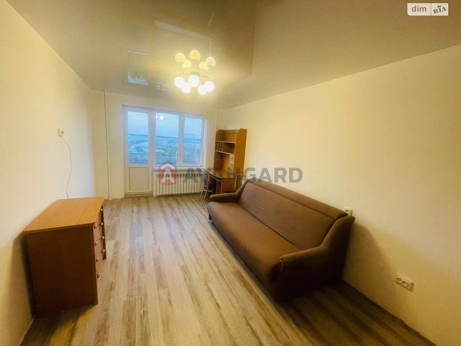1-Bedroom Apartment at Peremoha-6 with River and Yacht Club View