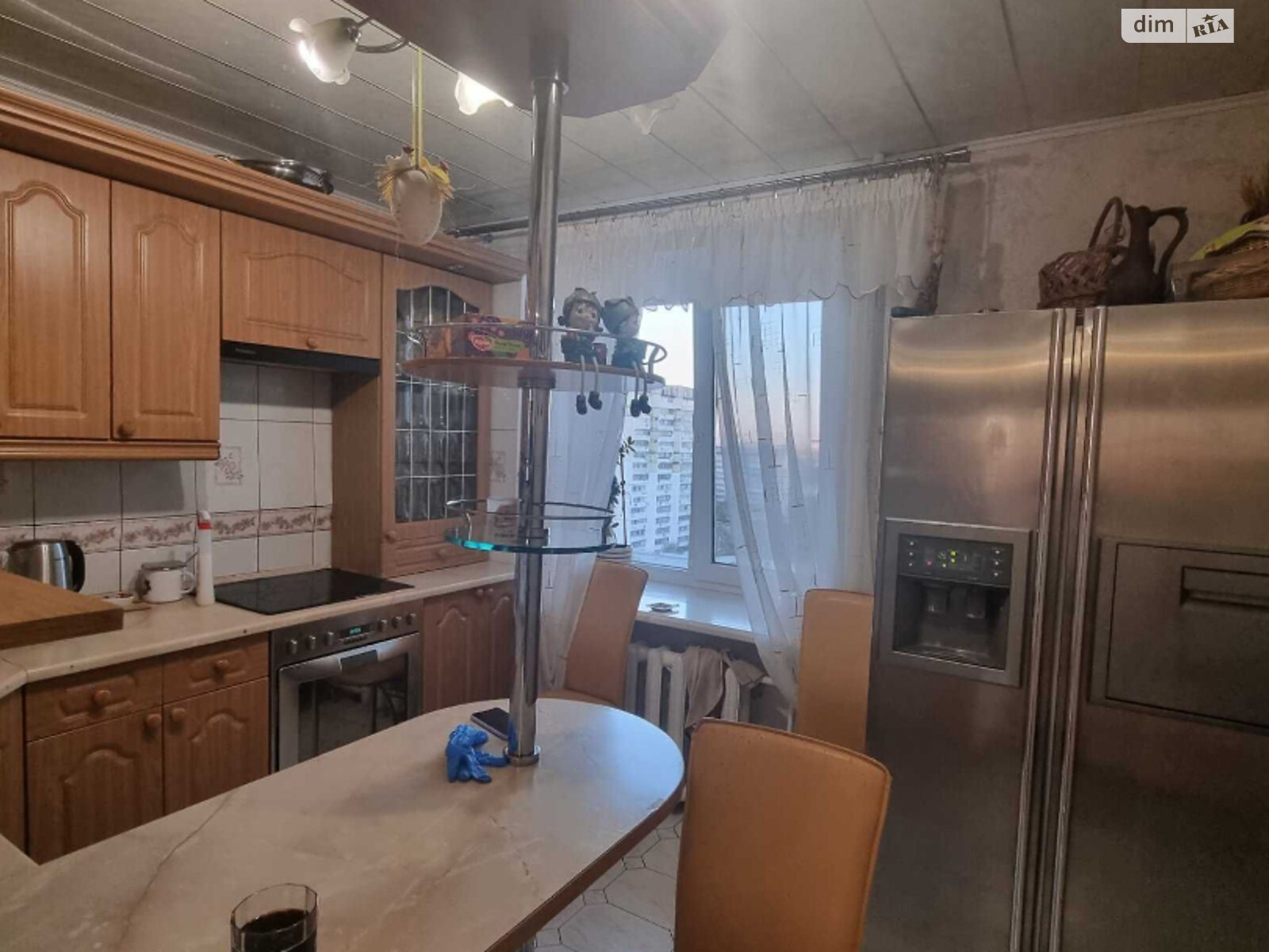 3-Room Apartment on Rabochaya Street, Convenient Location