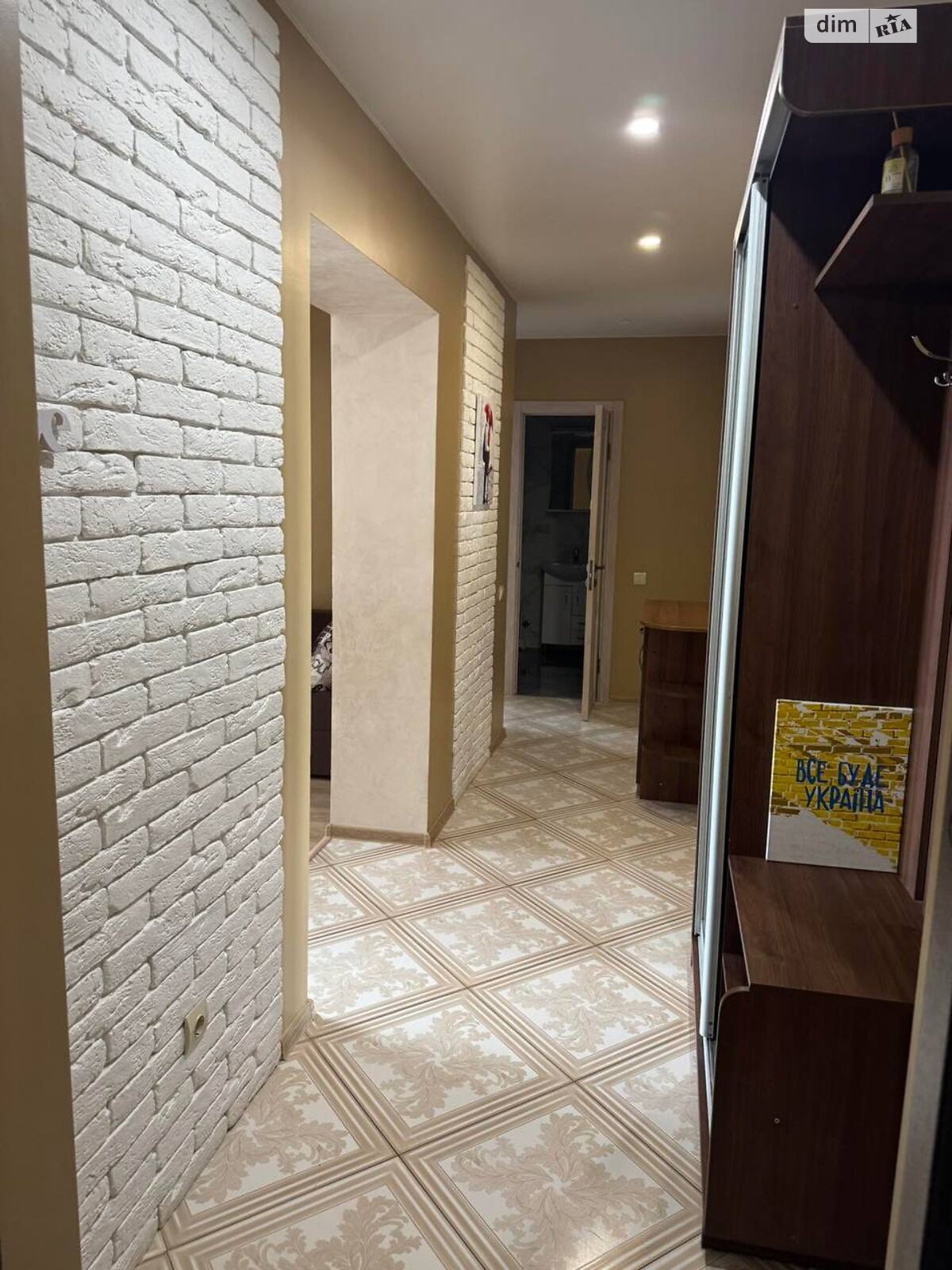 Spacious 1-bedroom apartment converted to 2-bedroom, 50 sq m