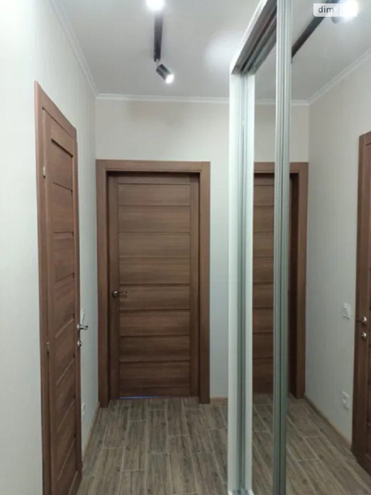Modern 2-Room Apartment in ЖК Ревуцкий, Near Kharkivska Metro