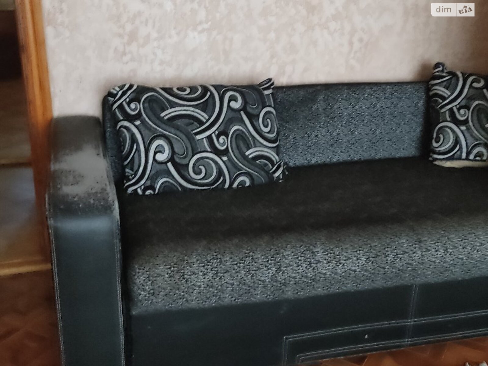 Furnished apartment near schools and kindergartens