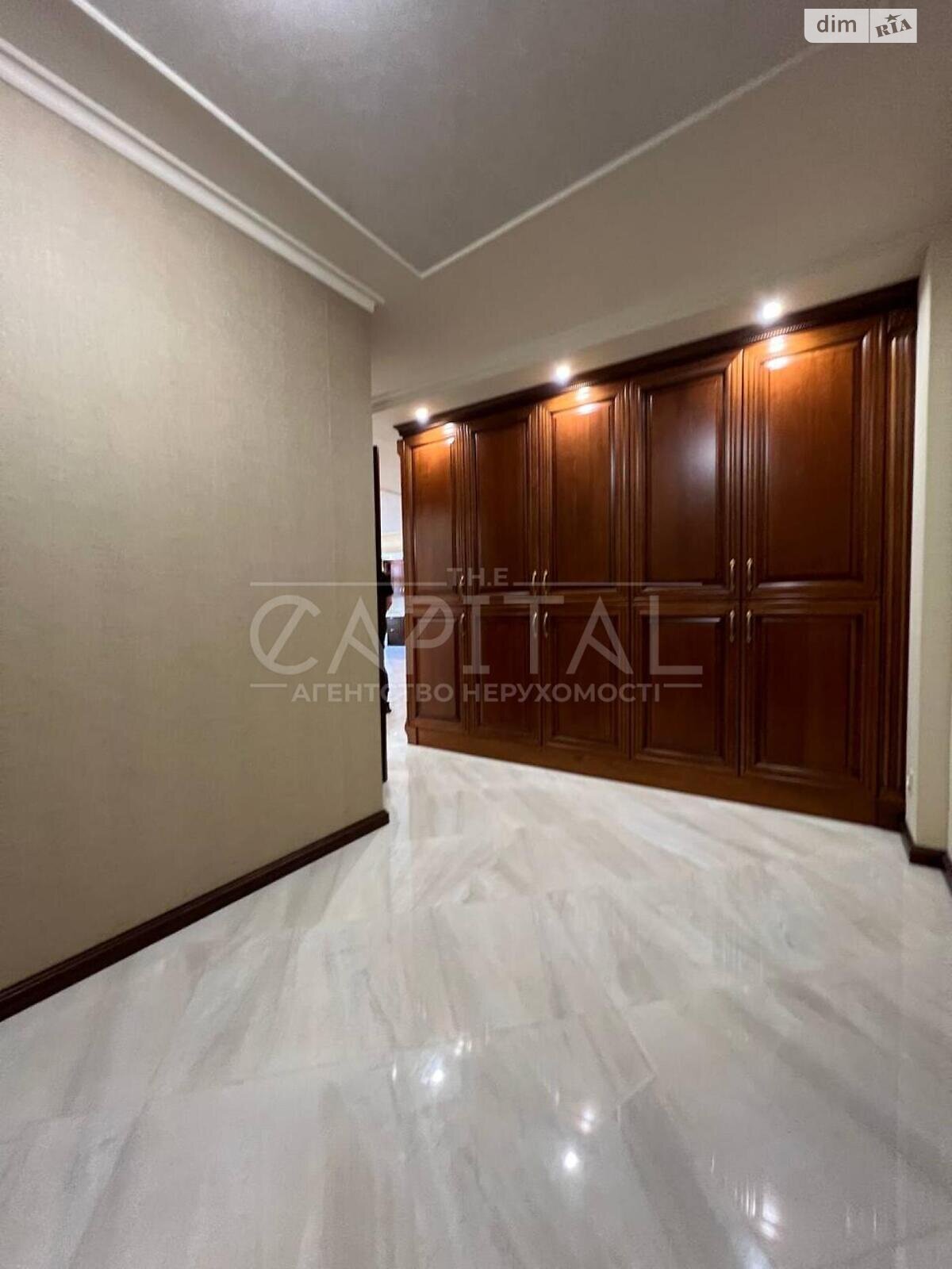 Кең 160м2 пәтер, Sunny Gates тұрғын үй кешені, Голосеевский ауданы