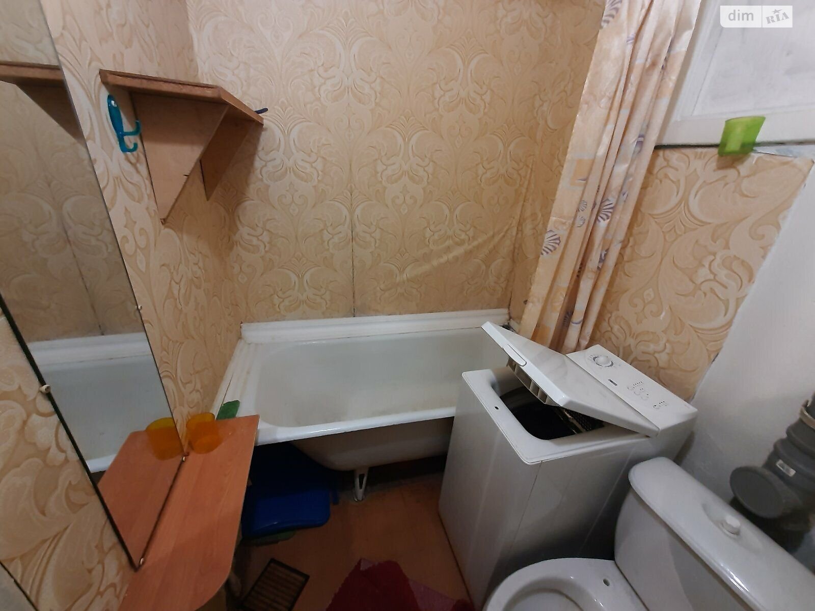 1-Room Apartment near Lisova Metro, Kubanska Street
