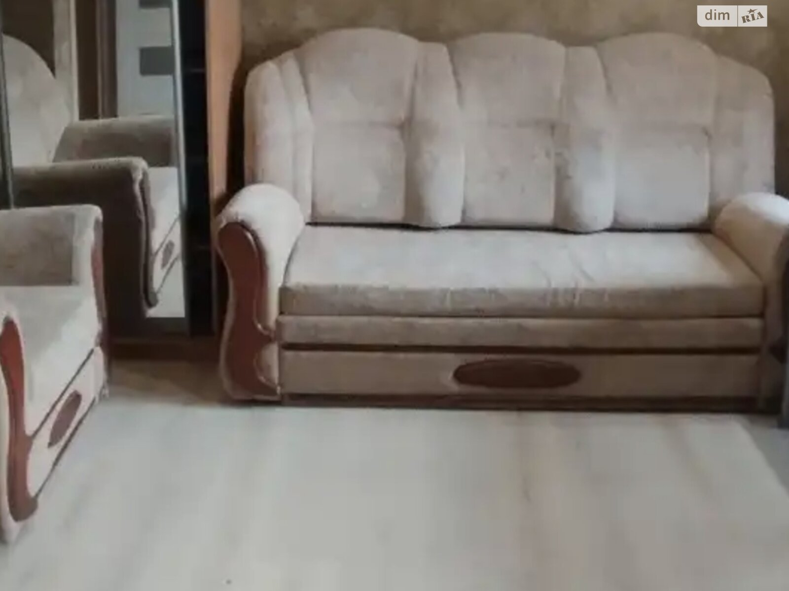 1-Room Apartment Near Globy Park with Furniture and Appliances