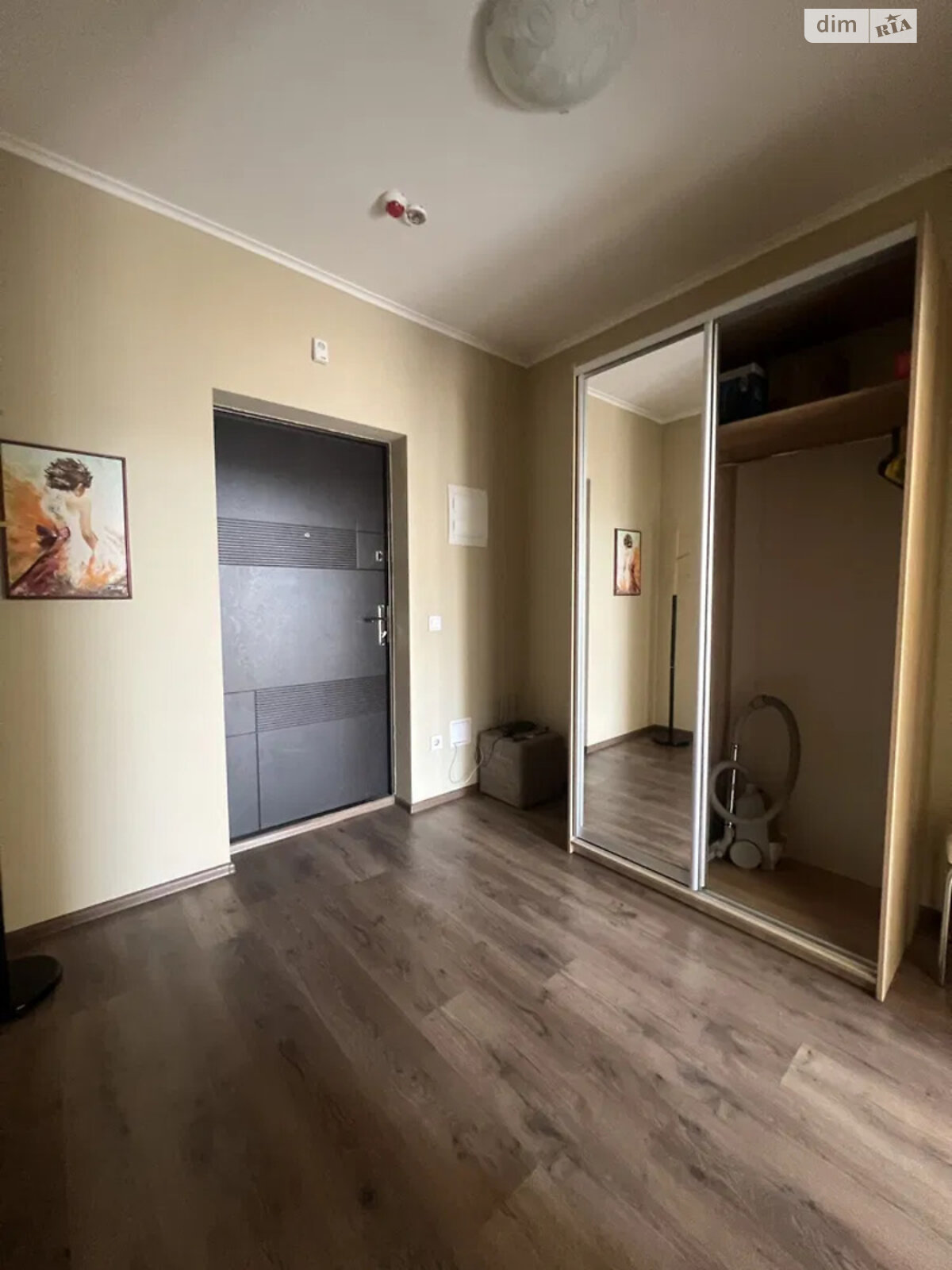 1-Bedroom Apartment in Traditsiya Complex, Elena Pchilki Street