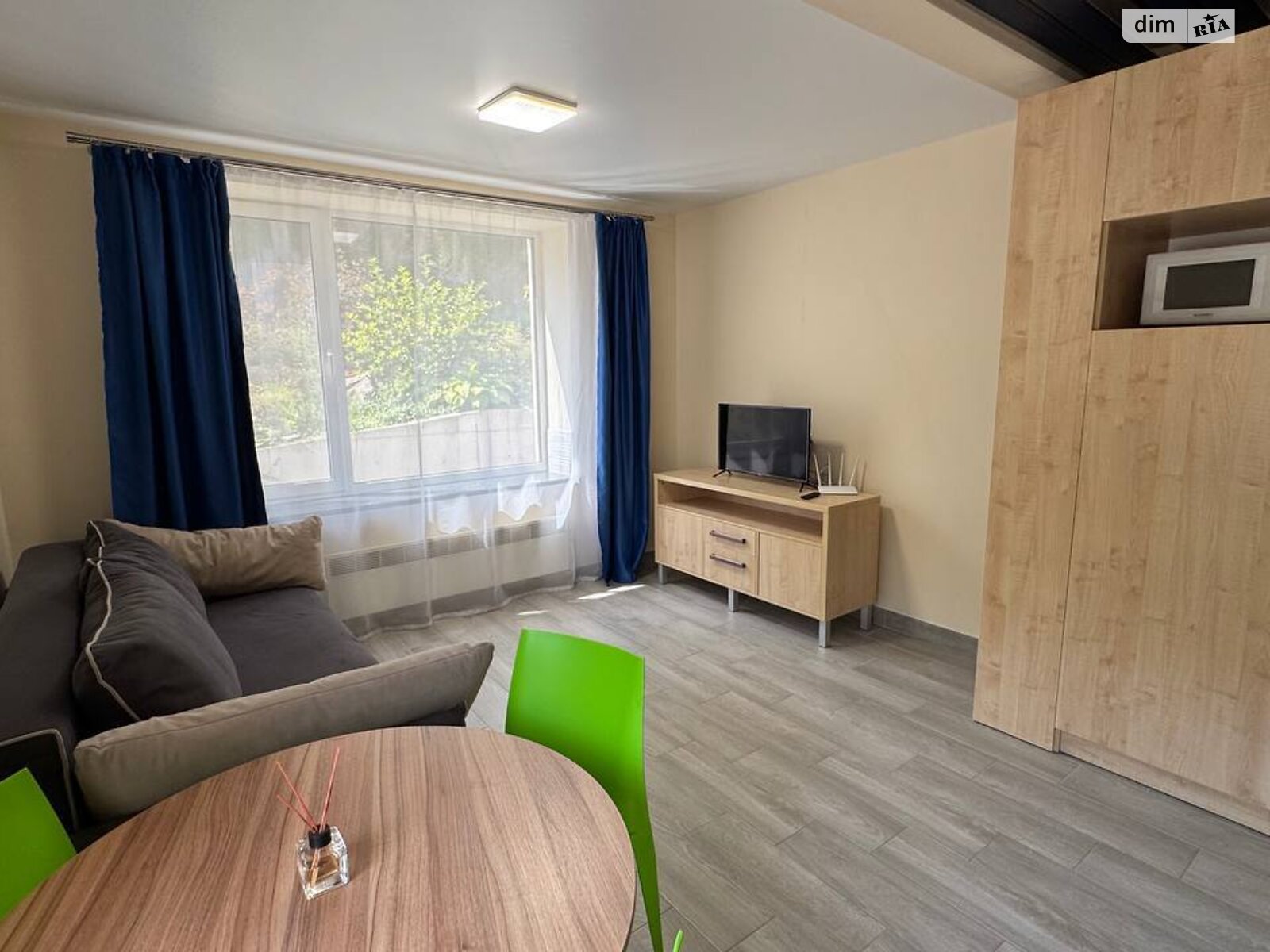 Modern 1-room apartment in Dnipro with comfortable amenities