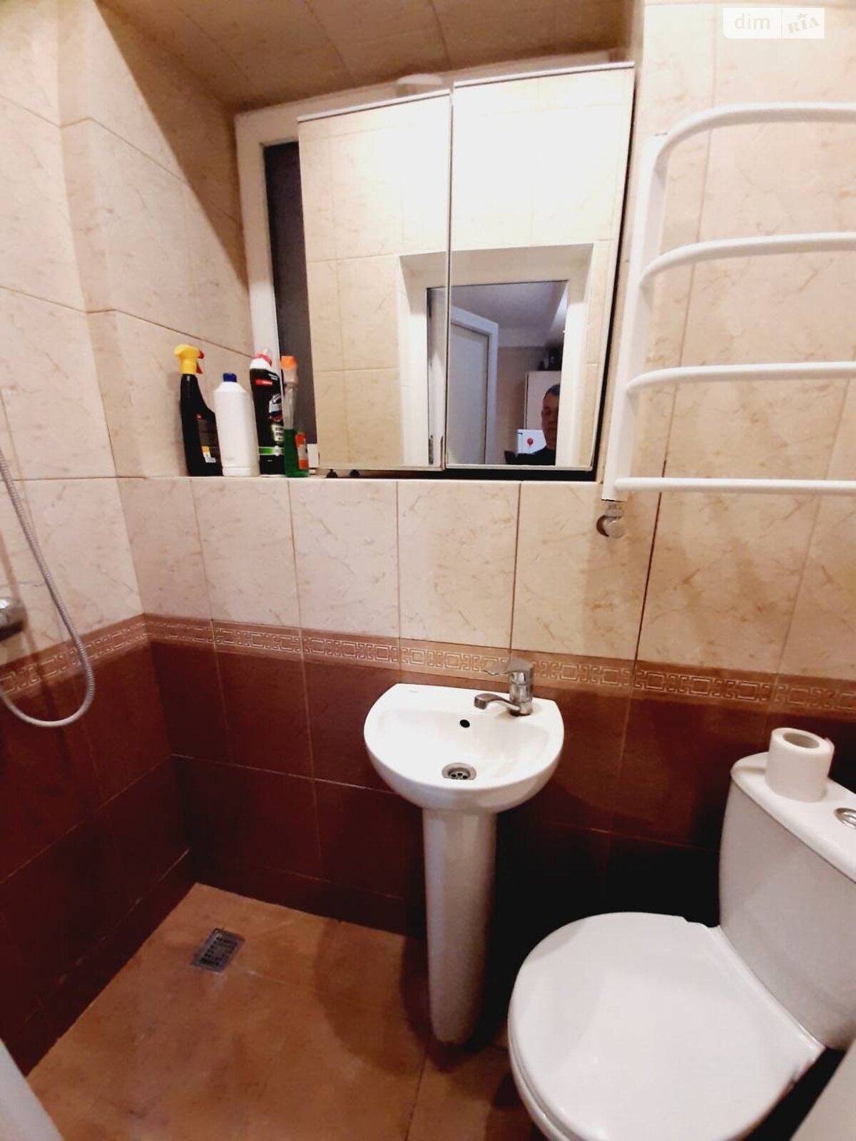 1-Bedroom Apartment near Bolshaya Arnauts'ka Street