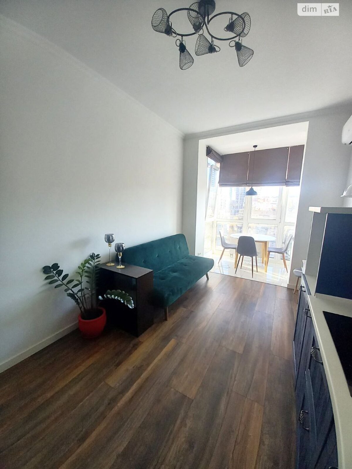 3-bedroom apartment in French Quarter residential complex