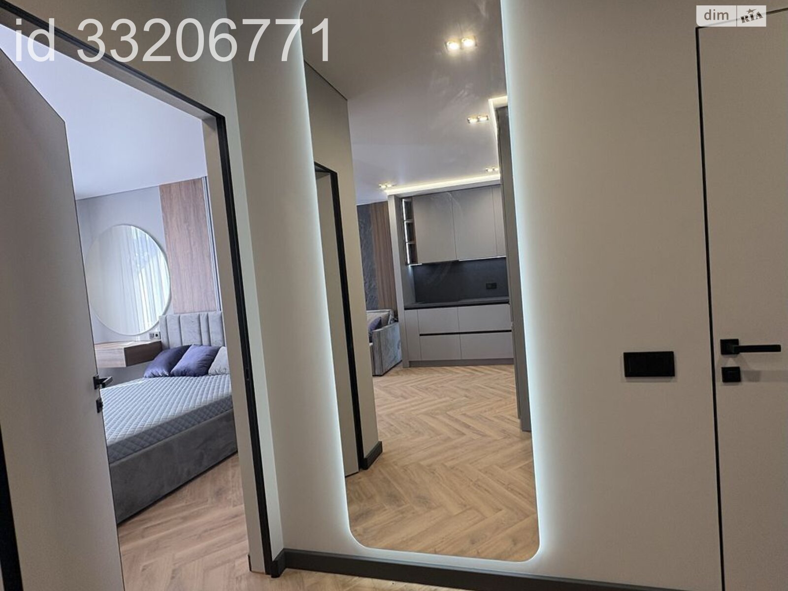 Modern Compact Apartment in Varshavsky Complex