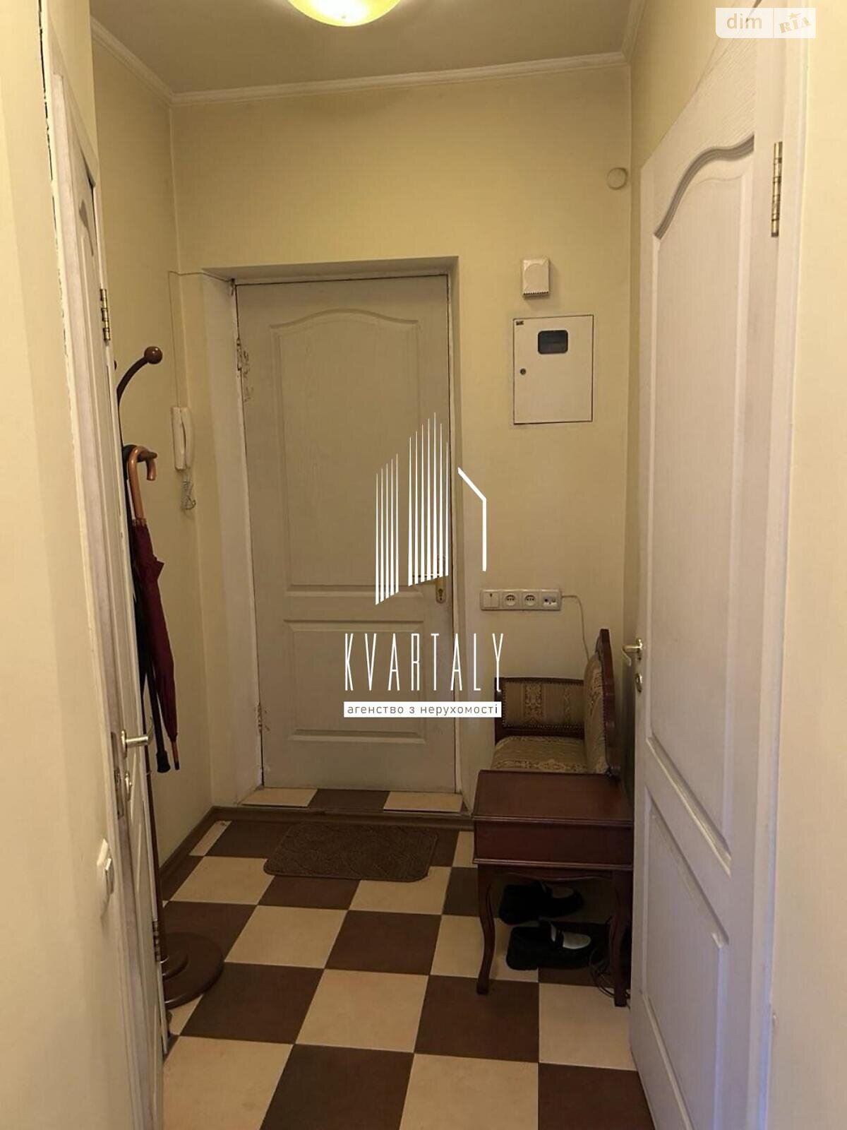 1-Bedroom Apartment near Goloseyevsky Prospect with Excellent Location