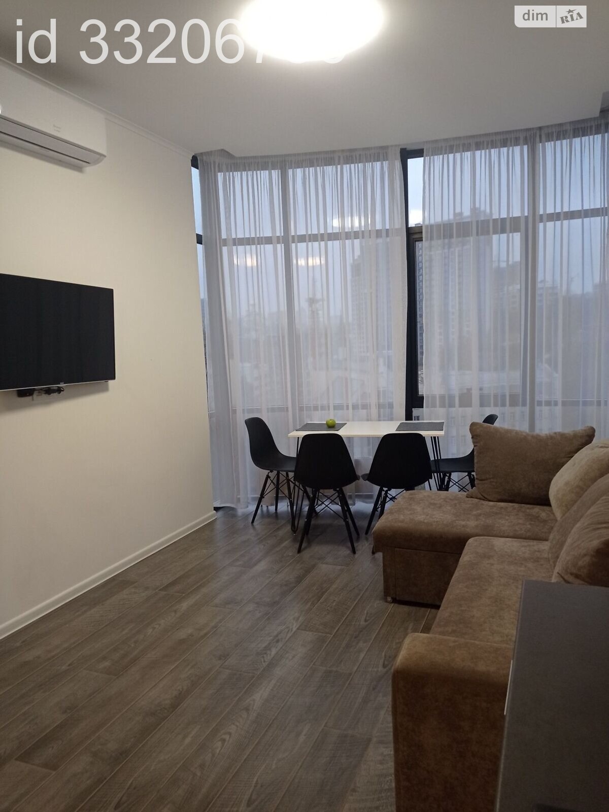 1-Bedroom Apartment in Podil Green Castle with Modern Amenities