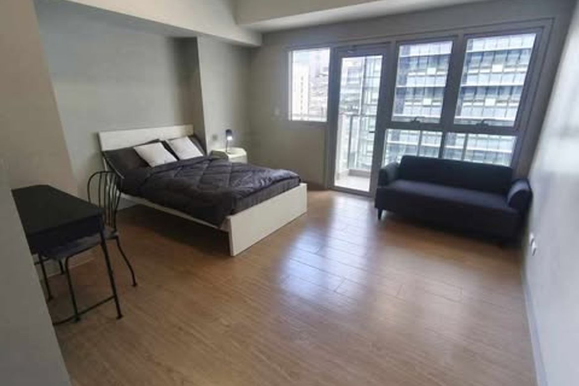 Uptown Arts Residences, BGC тұрғын үй кешеніндегі студия