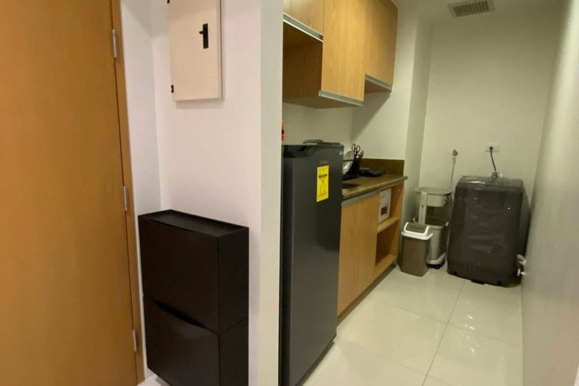 1-бөлмелі жиһаздалған пәтер Madison Park West-те