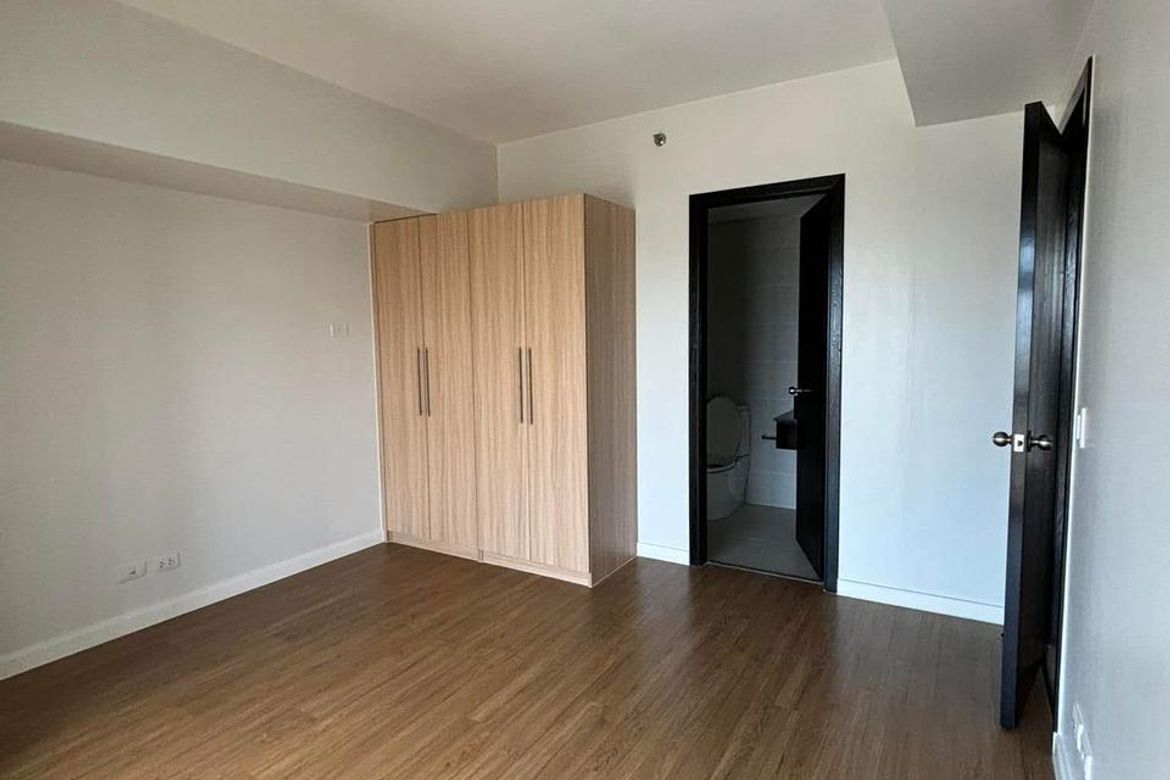 Park Triangle Residences-тегі қала көрінісі бар 1 жатқа бөлмелі пәтер