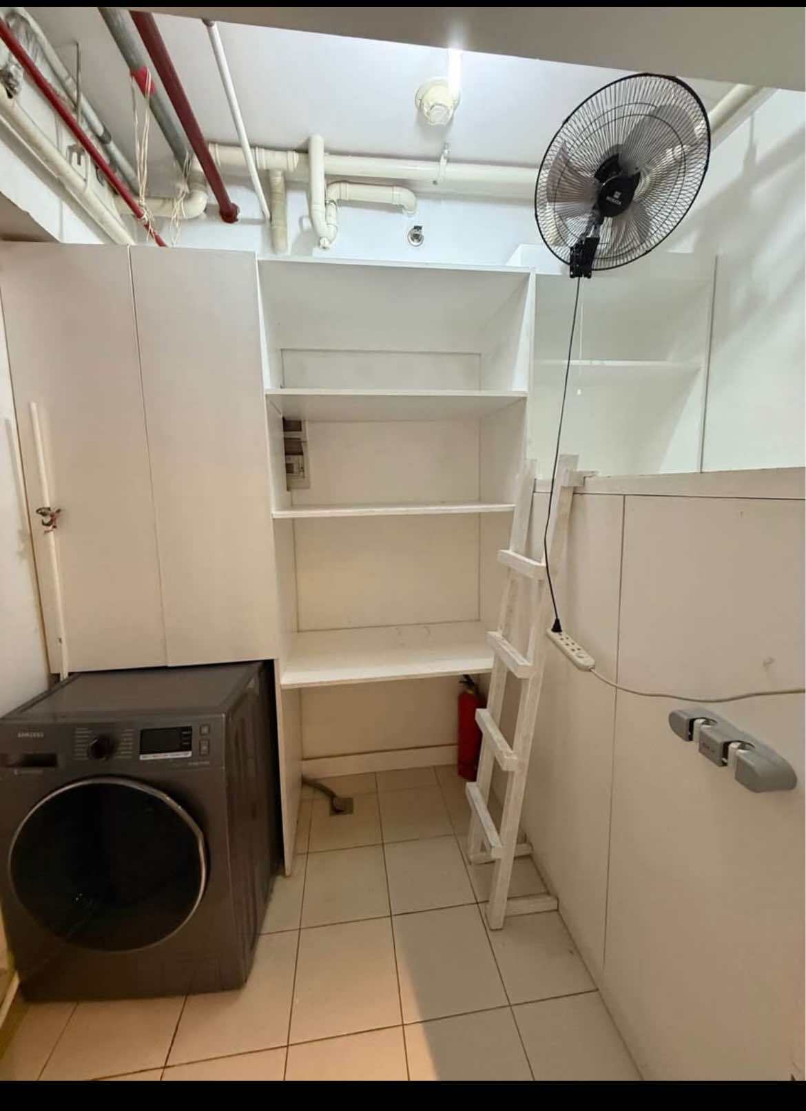 Two Serendra - Red Oak Tower, толық жабдықталған 2 бөлмелі пәтер