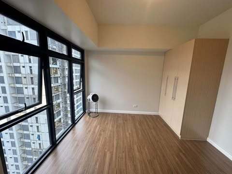 3BR Unit for Lease in Portico Pasig City - Brand New Spacious Apartment