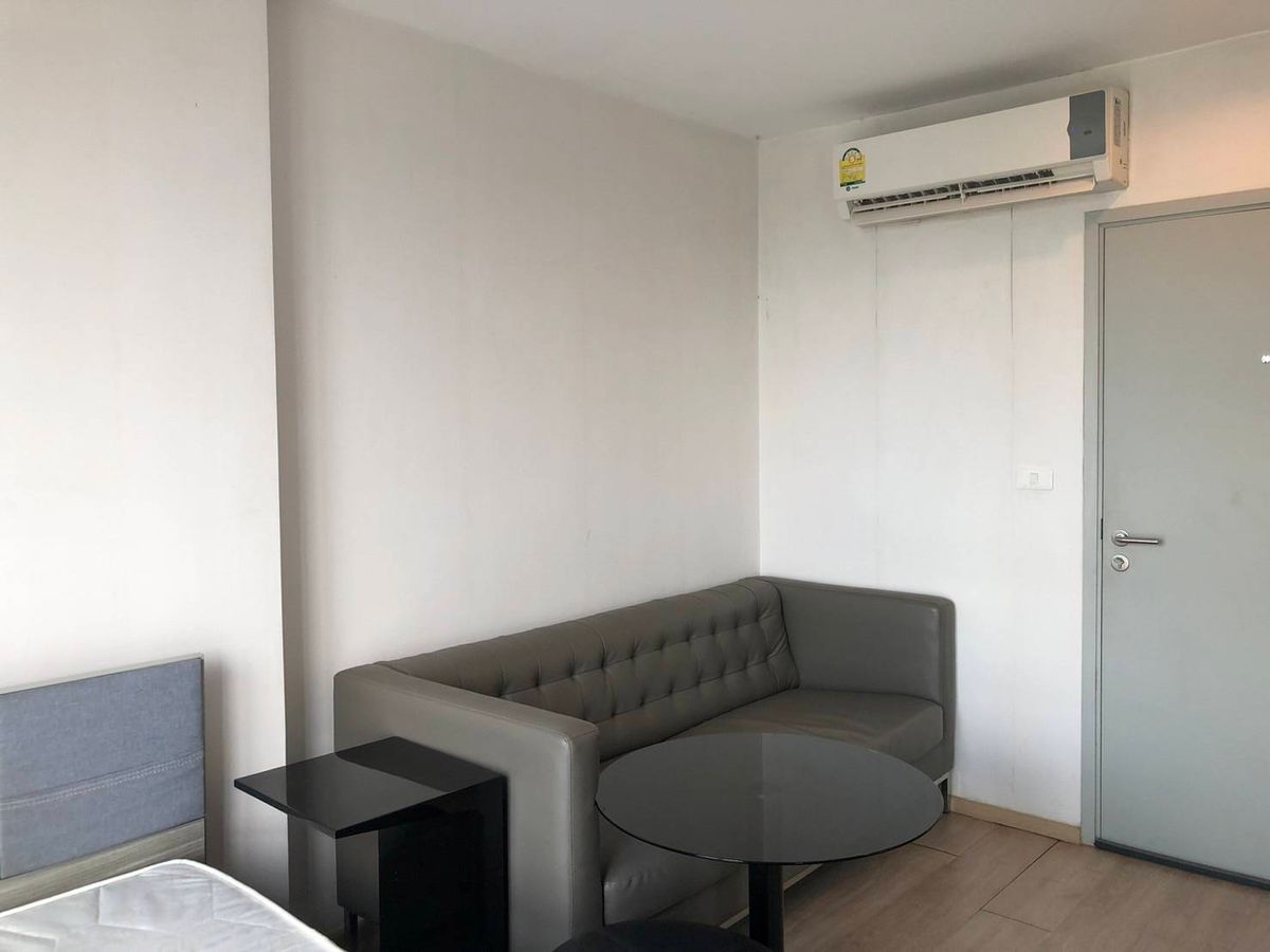 Ideo Sathorn Thapra Condo - Compact Studio Near BTS Pho Nimit