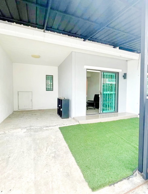 2-Storey Townhouse near Mahidol University, 3 Bedrooms, 192 sq.m.