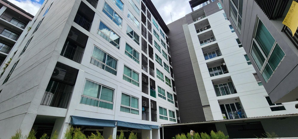 Diamond Ratchada City Plus Condo near MRT Huai Khwang