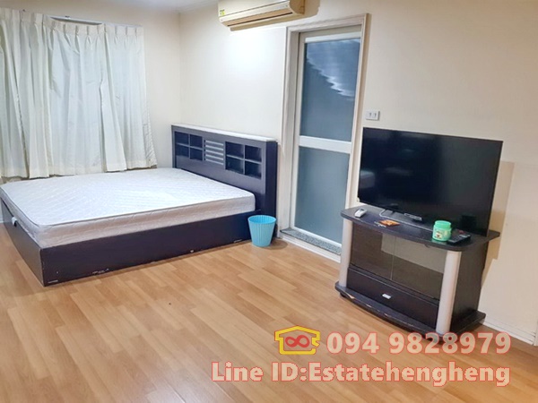 Fully Furnished Studio at Lumpini Ratchada-Thapra with Pool View