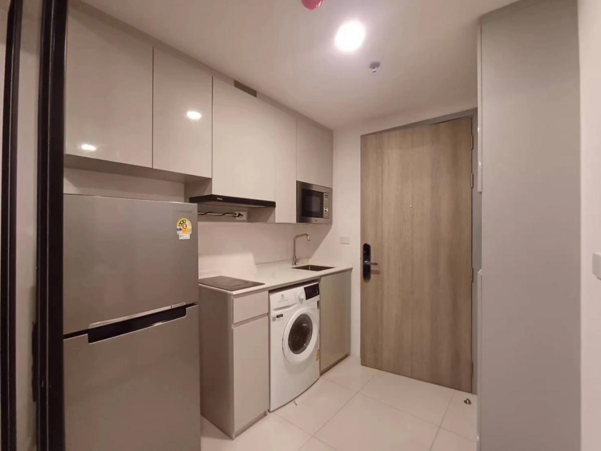 Bangkok SOHO Ratchada Apartment - Modern City Living